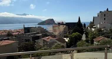 Apartamento 3 habitaciones en Budva, Montenegro