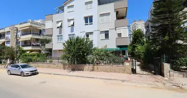 Appartement 3 chambres dans Muratpasa, Turquie