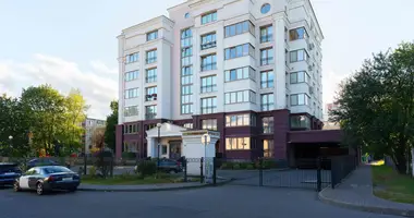 Apartamento 5 habitaciones en Minsk, Belarús