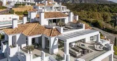 3 bedroom house in San Pedro Alcantara, Spain