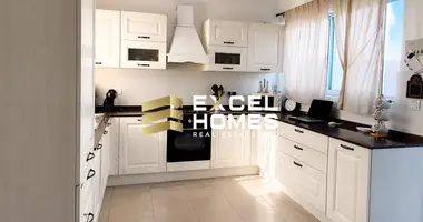 Penthouse 3 chambres dans Mosta, Malte