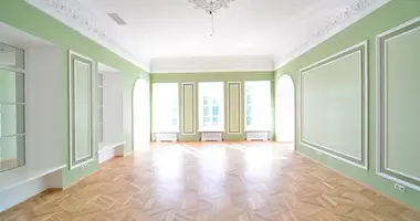 Pomieszczenie biurowe 1 941 m² w Moskwa, Rosja