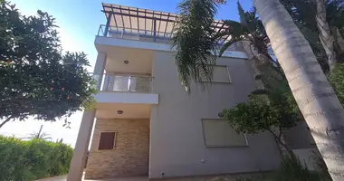 Haus 4 Schlafzimmer in Limassol, Zypern