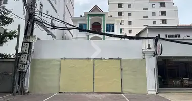 Commercial property 396 m² in Sangkat Boeng Keng Kang Ti Muoy, Cambodia