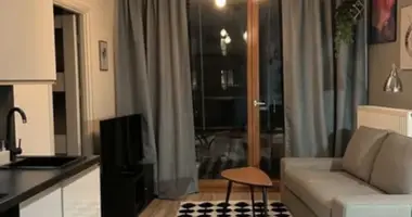 Квартира 2 комнаты в Варшава, Польша