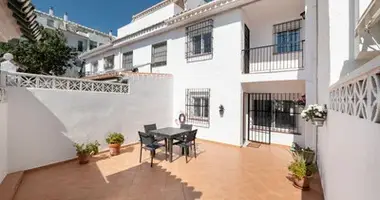 Haus 4 Schlafzimmer in San Pedro Alcantara, Spanien