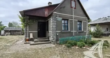 Casa en Vialikija Radvanicy, Belarús