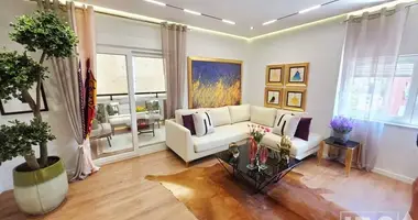 2 bedroom apartment in Tirana Municipality, Albania