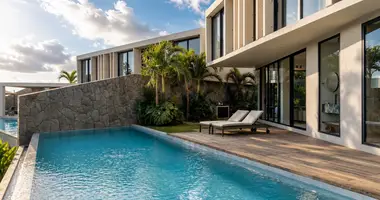 Villa 3 bedrooms in Kaba kaba, Indonesia