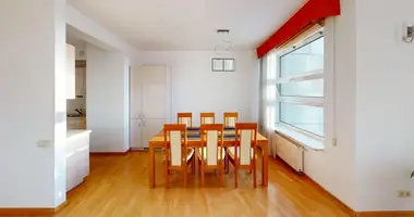 Wohnung 3 zimmer in Warschau, Polen