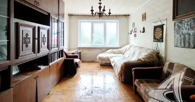 Apartamento 3 habitaciones en Muchaviecki sielski Saviet, Belarús