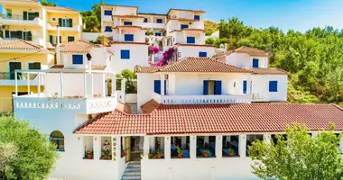 Hotel 1 016 m² in Sivota, Greece