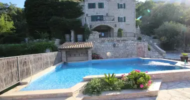 Haus 6 zimmer in Sveti Stefan, Montenegro