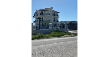 Villa 8 habitaciones en Bashkia Durres, Albania