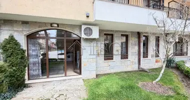 Квартира 3 комнаты в Несебр, Болгария