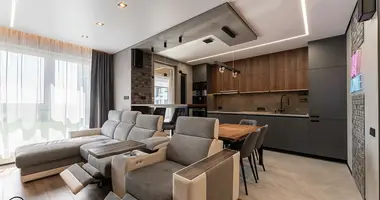 Квартира 3 комнаты в Минск, Беларусь
