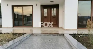 Wohnung 4 Schlafzimmer in Eptagoneia, Zypern