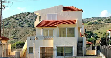 Villa 5 bedrooms in Municipality of Saronikos, Greece