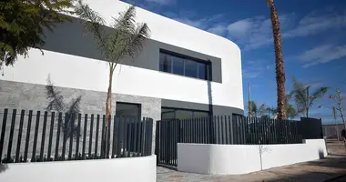 Apartamento 3 habitaciones en Torrevieja, Španjolska
