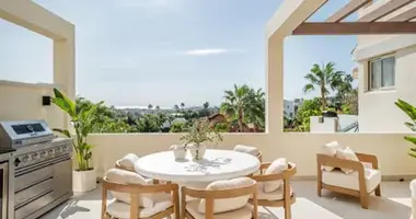 3 bedroom apartment in San Pedro Alcantara, Spain