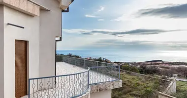 Haus 4 Schlafzimmer in Blizikuce, Montenegro