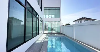 Maison 3 chambres dans Nong Prue, Thaïlande