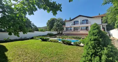 Villa 4 bedrooms in Burgos, Spain