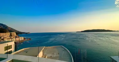 Mieszkanie 3 pokoi w Rafailovici, Czarnogóra