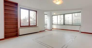 4 room apartment in Warsaw, Poland