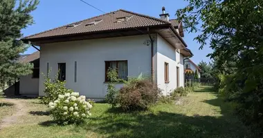 Дом в Варшава, Польша