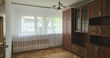 Mieszkanie 2 pokoi w Warszawa, Polska