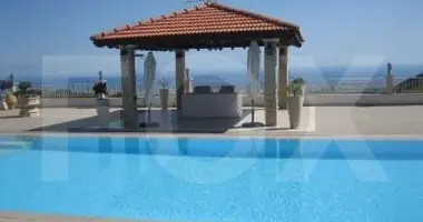 Maison 6 chambres dans Kato Polemidion Municipality, Chypre