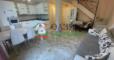 Apartamento 3 habitaciones en Nesebar, Bulgaria