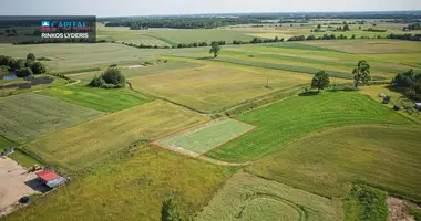 Plot of land in Tvarkiskiai, Lithuania