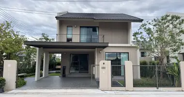 Вилла 4 комнаты в Банг-Ламунг, Таиланд