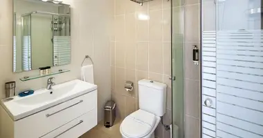 2 bedroom house in Paphos Municipality, Cyprus