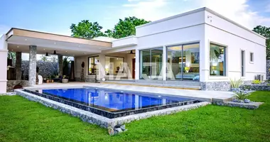 Villa 4 habitaciones en Pong, Tailandia