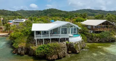 Haus 3 Schlafzimmer in Flowers Bay, Honduras