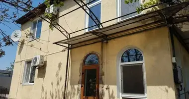 Maison 4 chambres dans Usatove, Ukraine