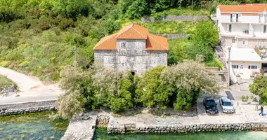 Villa 5 habitaciones en Prcanj, Montenegro