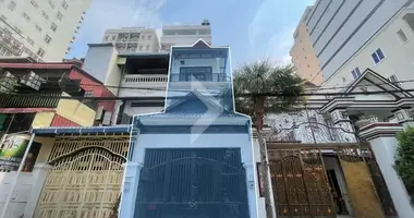 Maison 6 chambres dans Sangkat Tuol Tumpung Ti Muoy, Cambodge