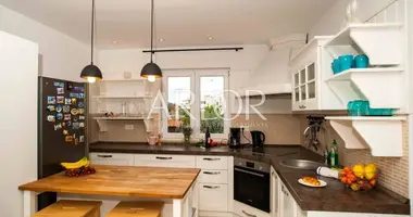 3 bedroom apartment in Kostrena, Croatia