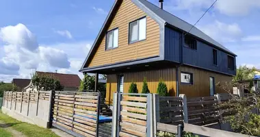 Casa en Kalodziscanski sielski Saviet, Belarús