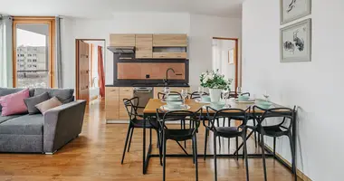 Квартира 4 комнаты в Гданьск, Польша