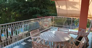 4 bedroom apartment in Sanremo, Italy