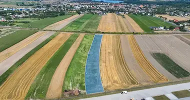 Участок земли в Kotunia, Польша