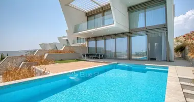 Villa 4 chambres dans Mouttagiaka, Chypre