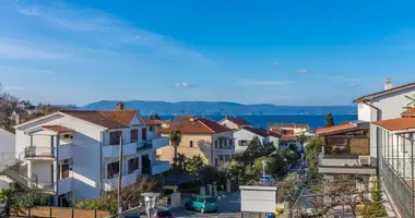 Hotel 388 m² in Omisalj, Kroatien