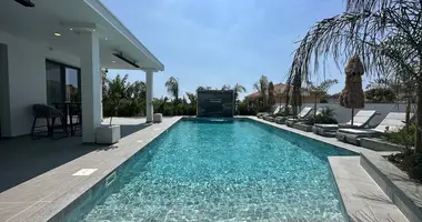 Квартира 4 спальни в Пареклисия, Кипр