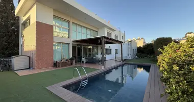 Apartamento 4 habitaciones en Demos Agiou Athanasiou, Chipre